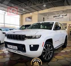 جیپ گراند شیرۆکی